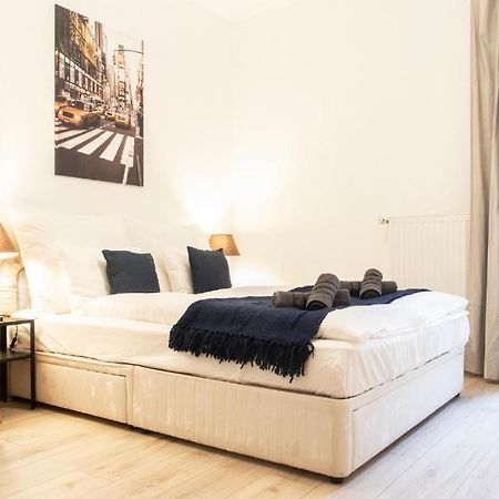 Budapest Opera Apartment ภายนอก รูปภาพ