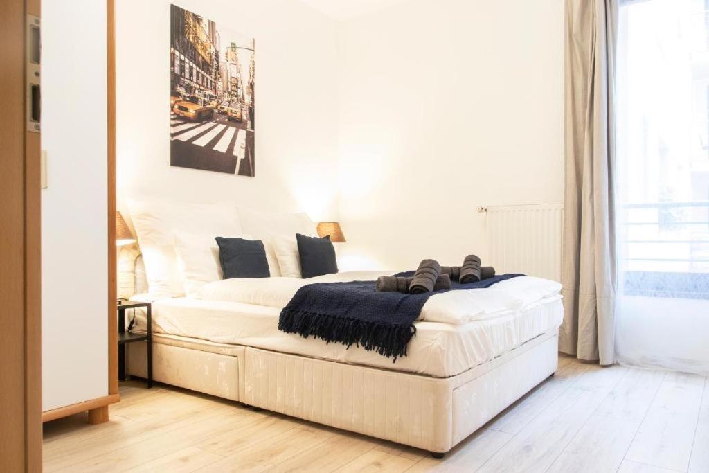 Budapest Opera Apartment ภายนอก รูปภาพ