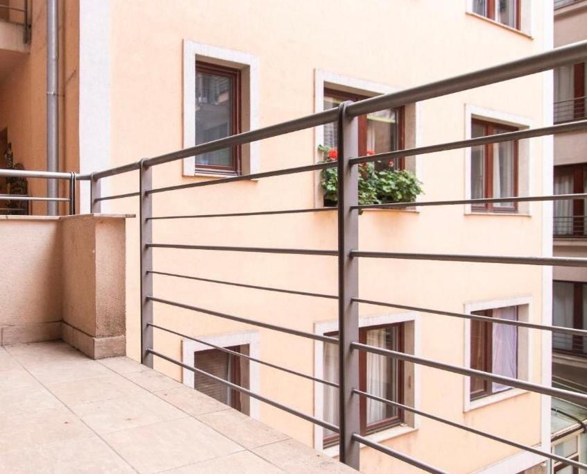 Budapest Opera Apartment ภายนอก รูปภาพ